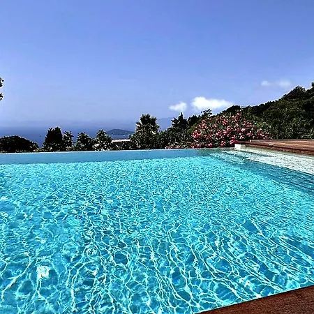 Βίλα Avec Piscine