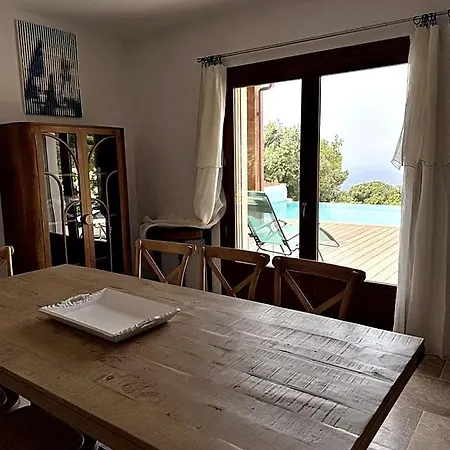 Βίλα Avec Piscine *